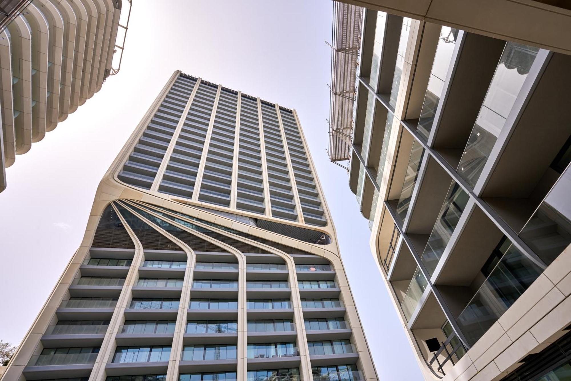 Chic 16th-floor With Stunning Sea Views Lägenhet