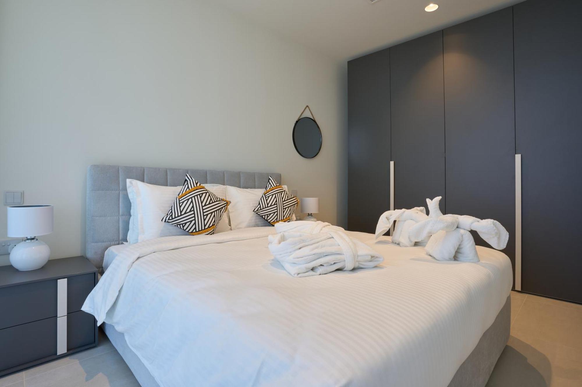 Chic 16th-floor With Stunning Sea Views *